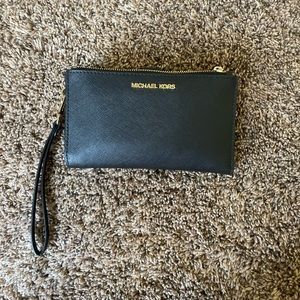 Black Michael Kors wristlet